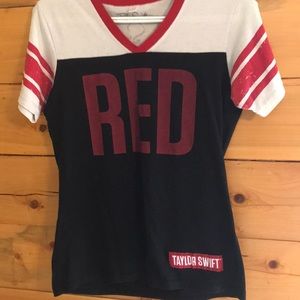 Taylor Swift red tour t-shirt